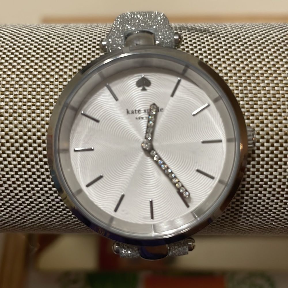 Kate Spade Watch ♠️♠️ - Picture 2 of 4
